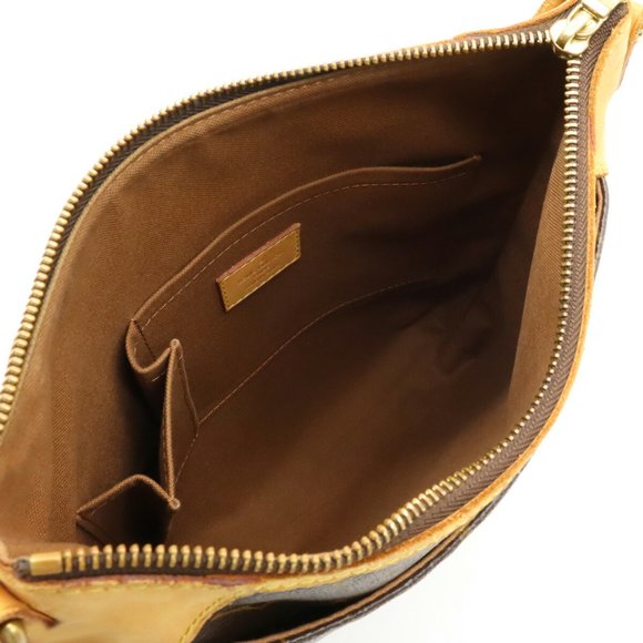 Gorgeous Louis Vuitton Monogram Odeon PM  Crossbody Bag - Picture 6 of 17